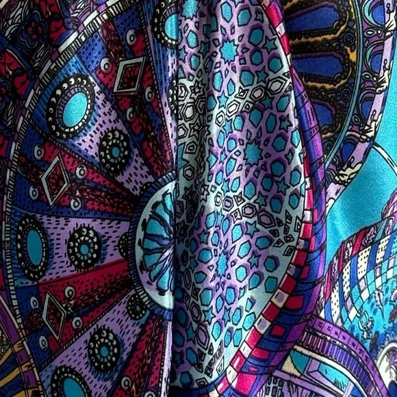 🆕Luxury  Satin Scarf Top - Picture 5 of 14